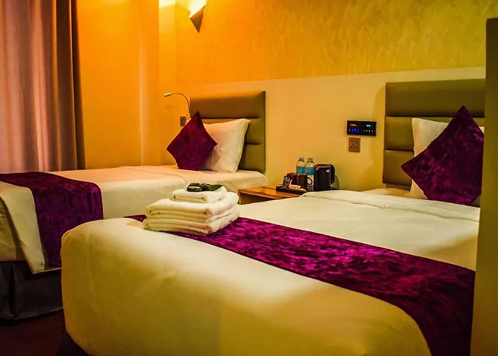Sempre Premier Inn - MACTAN AIRPORT HOTEL